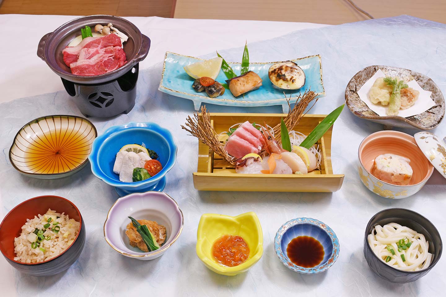 【一泊二食付】超パワースポット・幸運アップ!◆豪華刺盛(本まぐろ付)・熟成牛の陶板焼付ご宿泊プラン